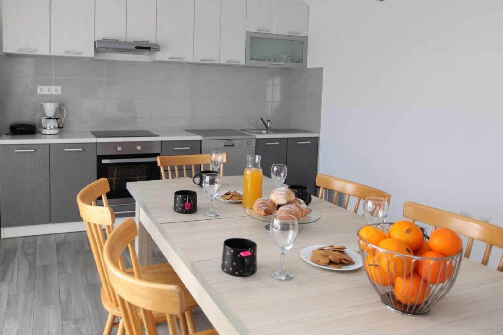 Apartmani Ivana Traù Esterno foto