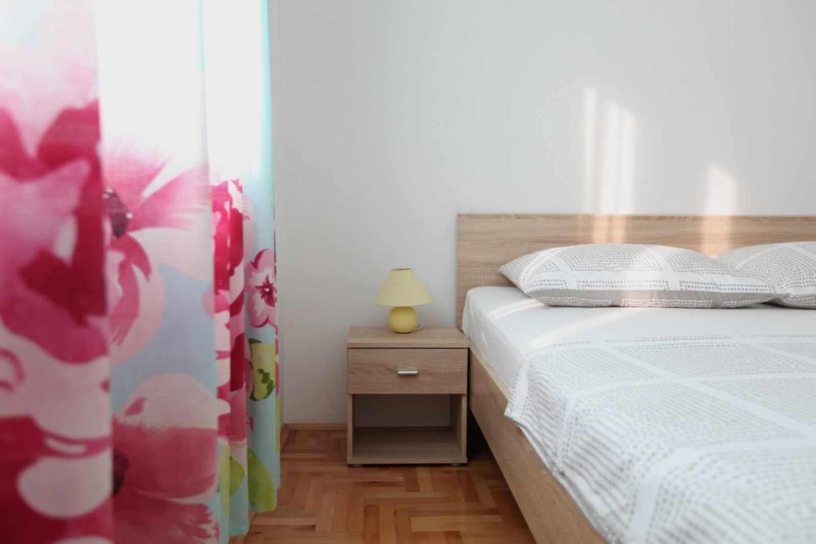 Apartmani Ivana Traù Esterno foto